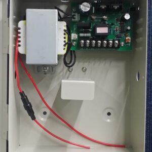 Fuente de alimentación Sesame KPSB5A, 12V 5A, c/capacidad para batería (no incluida)